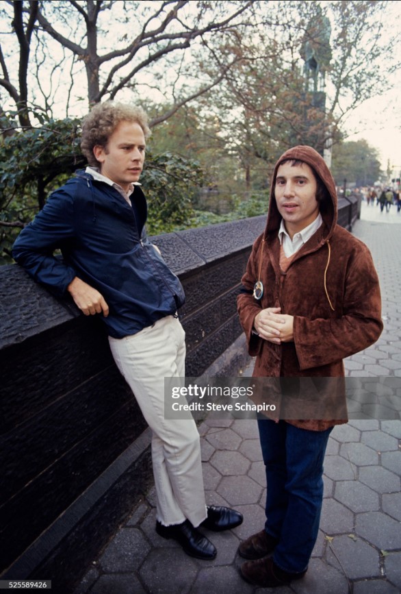 Simon & Garfunkel – Bridge over Troubled Water (from The Concert in Central Park)